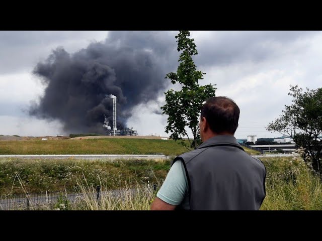 Heftige Explosion im Chemiepark Leverkusen