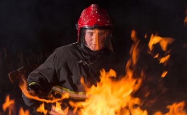 Selbstmörderisch: Asylbewerber setzen ihr Heim in Brand